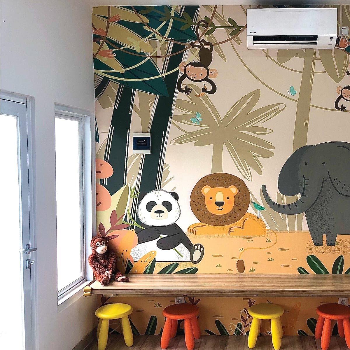 Area bermain anak di dalam gedung Kiddles